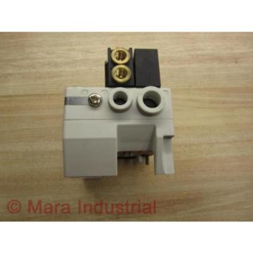 Rexroth R480084902 Pneumatic Valve - origin No Box