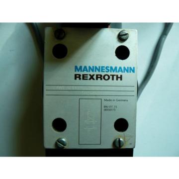 Mannesmann Rexroth 4WE10EA30/CG24N9Z4 Solenoid Operation Valve Wired