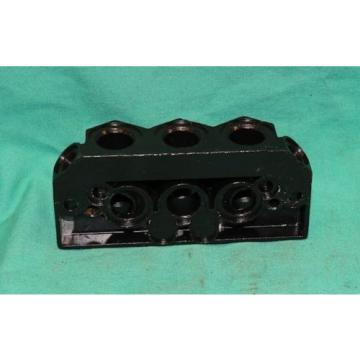 Rexroth 901-HN1TF Valve Manifold Base P68425-01 Origin