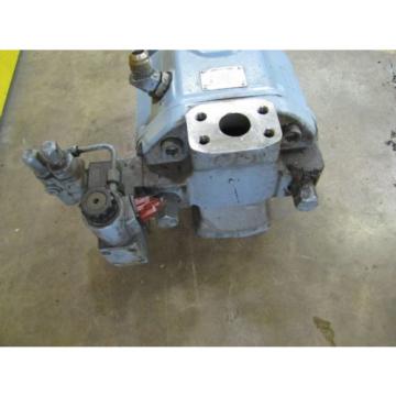 BRUENINGHAUS REXROTH AA10VS0100DR/31R-PKC62N00 HYDRAULIC pumps 1800 RPM 280 BAR