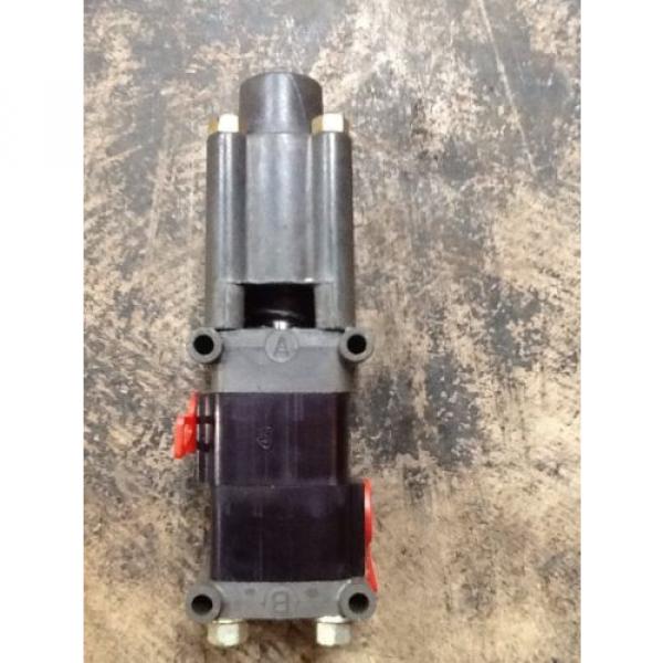 Rexroth Pilot Air Control Valve 1/4D P52901 #5 image