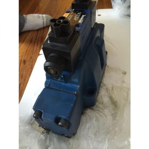 Origin REXROTH R900908786,MNR: R978916416 HYDRAULIC DIRECTIONAL CONTROL VALVE,BOXZK #5 image