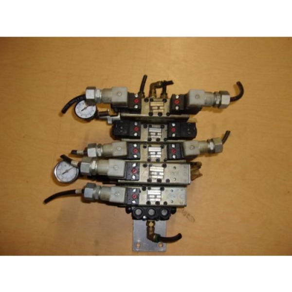 Rexroth Ceramic Lot of 5 Pneumatic Valves w/ Gauges GT-10061-2440 FREE SHIPPING #1 image