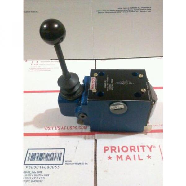 REXROTH MANUAL DIRECTIONAL VALVE MODEL 4WMM-10 J1X/14W06-7362 #3 image