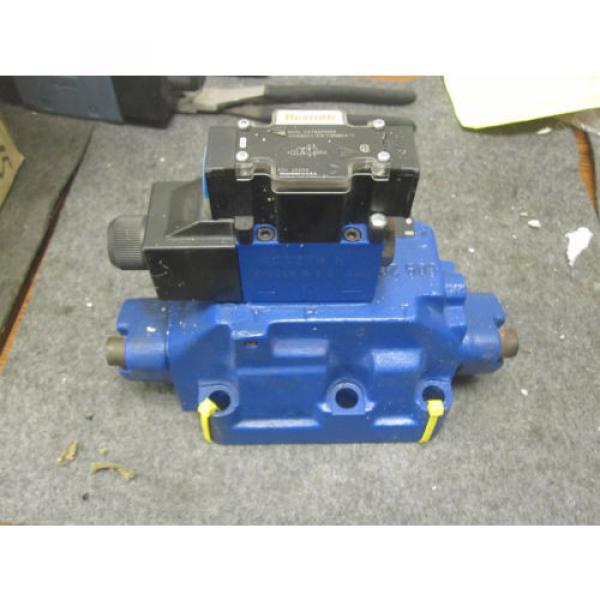 Origin REXROTH DIRECTIONAL CONTROL VALVE 4WEH22C74/6EW110N9ETDA/V #1 image