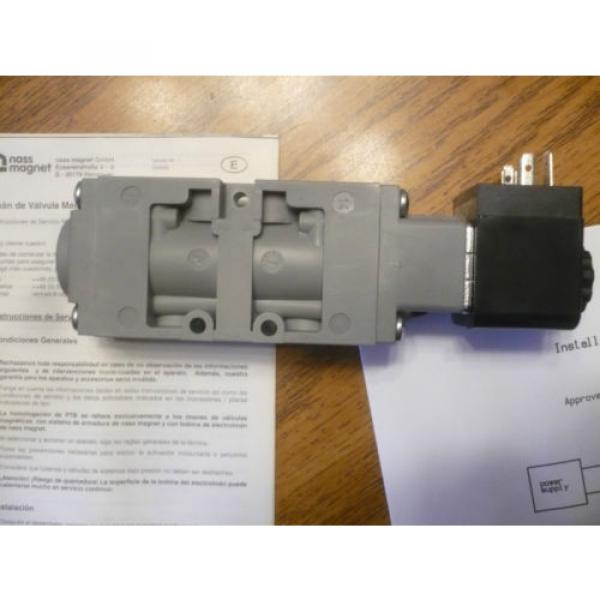 Lot of 18 origin Rexroth B820101034 Solenoid Valve #3 image