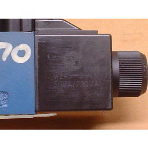 Mannesmann Rexroth 4WE6D61/OFEW110N9DK25L/V Hydraulic Directional Valve #3 image