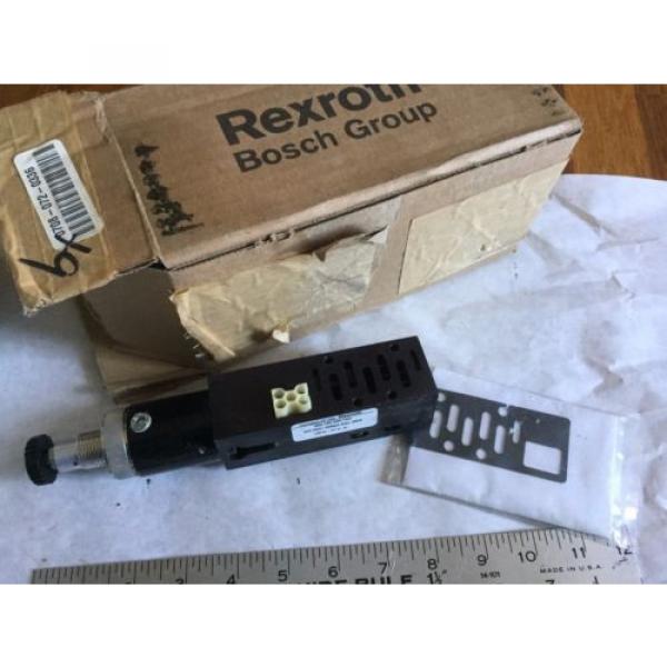 Origin REXROTH 262-180-300-1K0,262-180-300-1KO PNEUMATIC VALVE MANIFOLD 5599/2,BOX1 #1 image