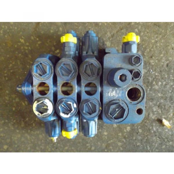 JCB Rexroth Valve Block Part  333/C7087 #1 image