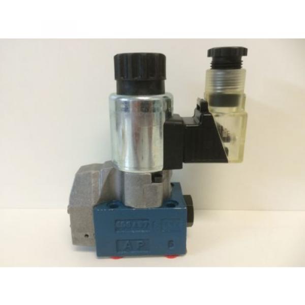 Origin MANNESMANN REXROTH HYDRAULIC SOLENOID VALVE M-4SEW6D35/630MW110 RN9Z55 S32 #1 image