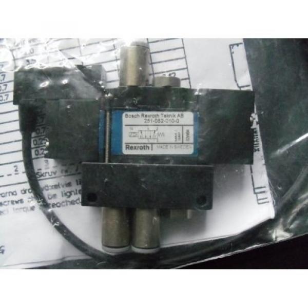 Valve 251-052-010-0 Bosch Rexroth 2510520100 #1 image