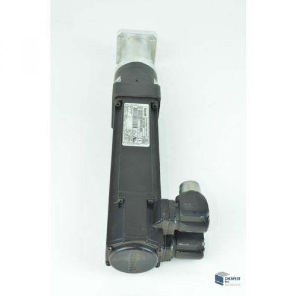 Rexroth MSK030c-0900-nn-M1-UG1-NNNN + GTE060-NN1-005B-NN02 Motor mit Getriebe #1 image