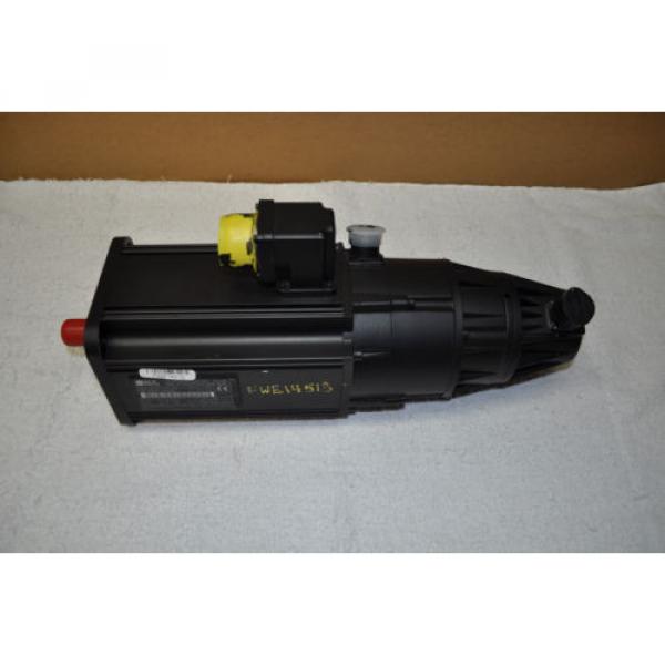 REXROTH INDRAMAT MAC071B-0-PS-4-C/095-A-0/WI520LV/S001 AC SERVO MOTOR #2 image