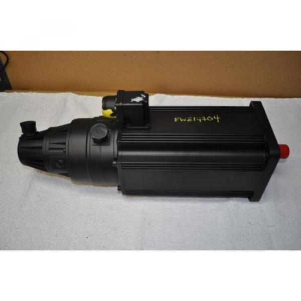 REXROTH MAC090B-0-PD-4-C/110-B-0/WI520LV/S001  SERVO MOTOR, 2000 RPM  Origin #1 image