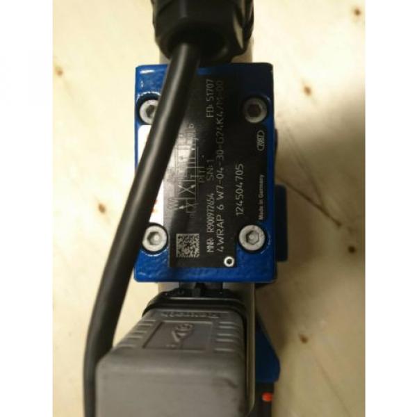 Origin REXROTH 4WRKE 16 W6-200L-3X/6EG24ETK31/A5D3M VALVE #2 image