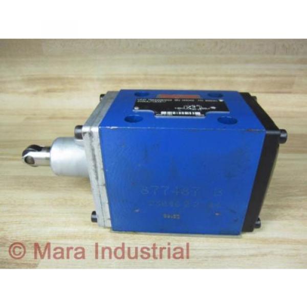 Rexroth Bosch R900590253 Valve 4WMU10D31/ - origin No Box #4 image